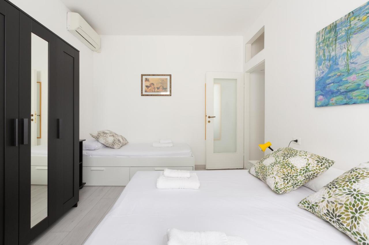 Apartment With Balcony -Bisceglie Red Line Subway Mediolan Zewnętrze zdjęcie